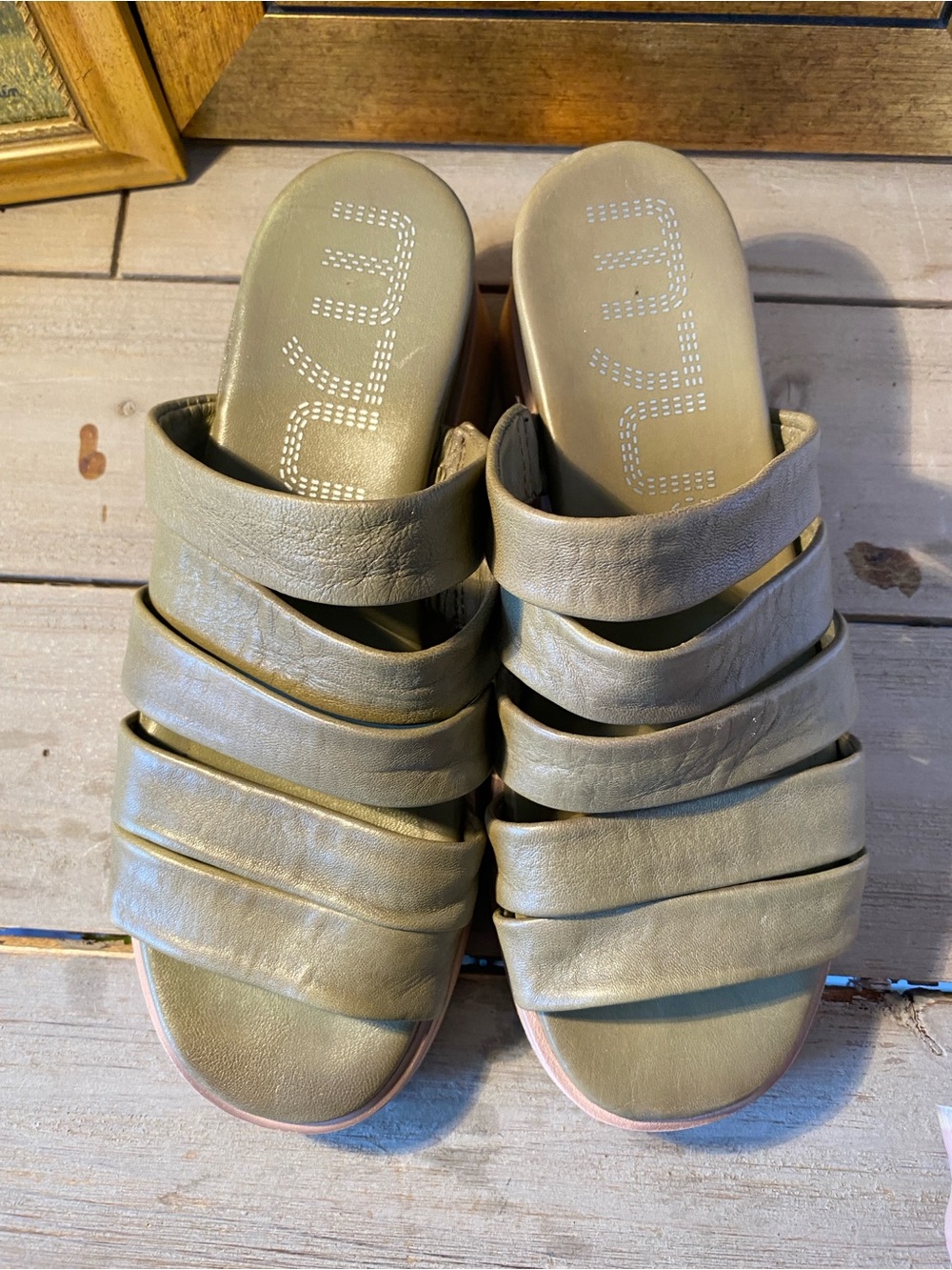 MJUS Italian Strappy Slide Sandals